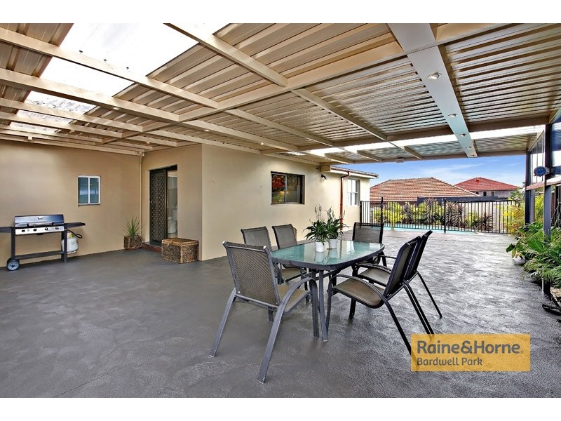 24 Baringa Road, Earlwood NSW 2206