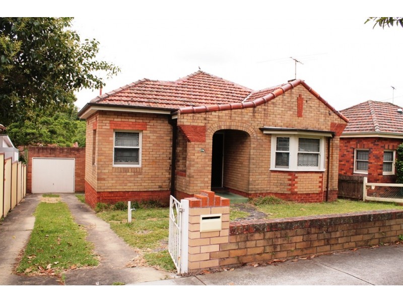 174 Slade Road, Bardwell Park NSW 2207