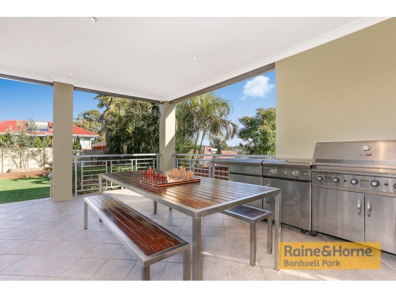 14 Mooney Avenue, Earlwood NSW 2206