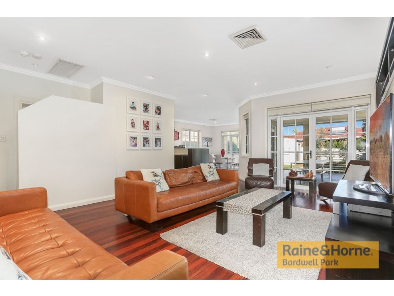 14 Mooney Avenue, Earlwood NSW 2206