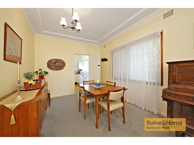 64 Barnsbury Grove, Bardwell Park NSW 2207