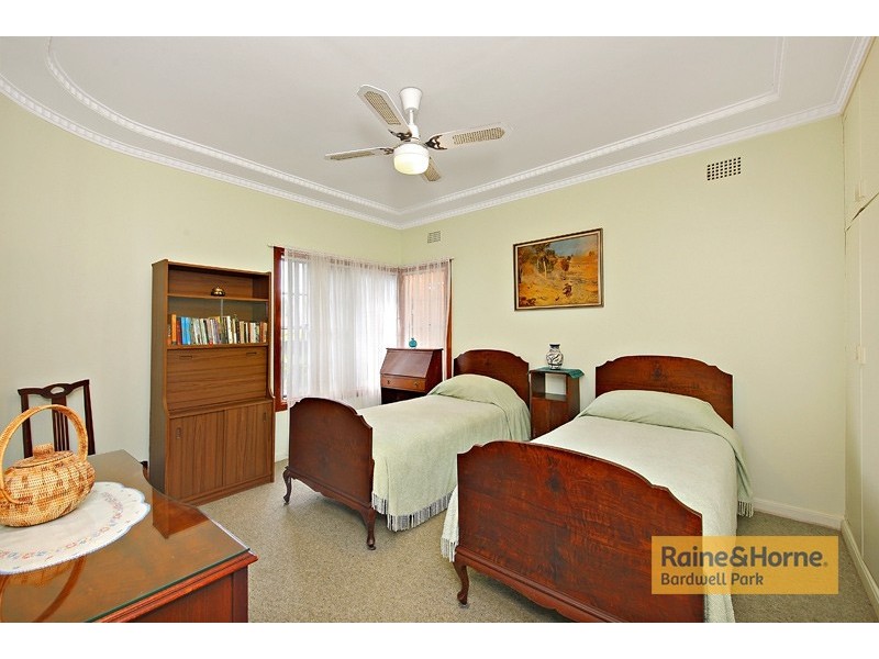 64 Barnsbury Grove, Bardwell Park NSW 2207