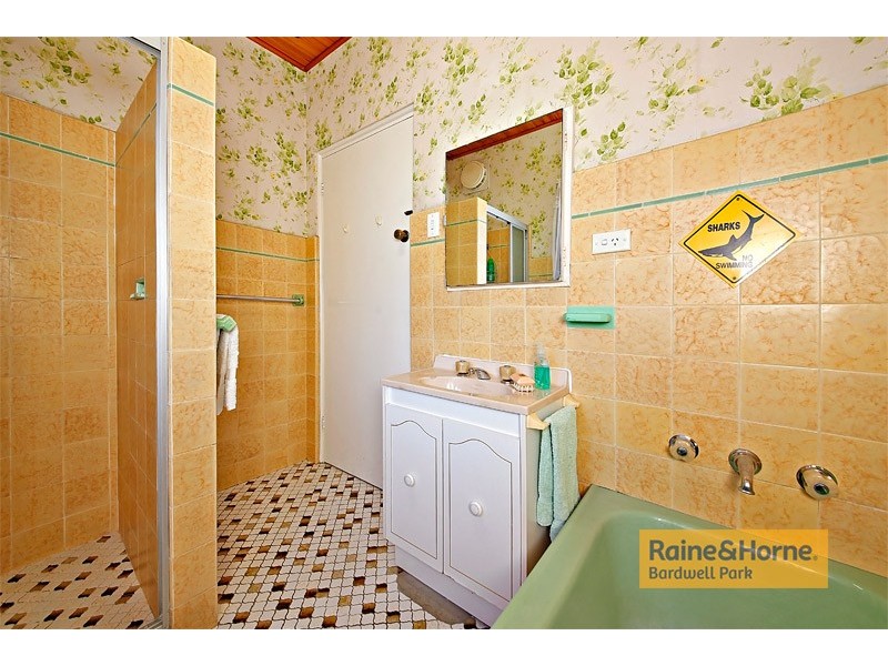 64 Barnsbury Grove, Bardwell Park NSW 2207