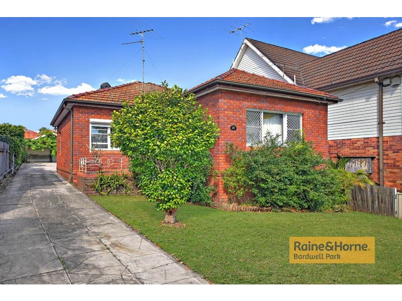 16 Doonkuna Street, Beverly Hills NSW 2209