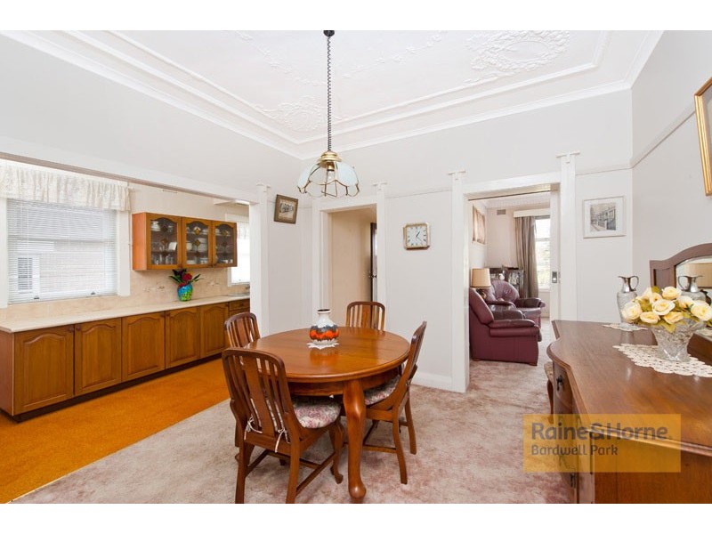 9 Dawson Avenue, Earlwood NSW 2206