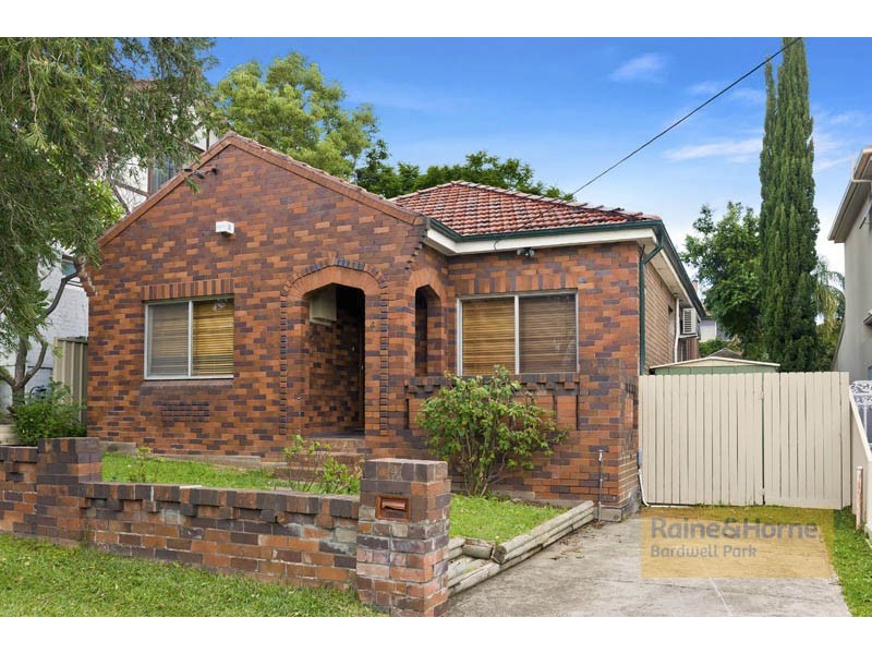 4 Hansen Avenue, Earlwood NSW 2206
