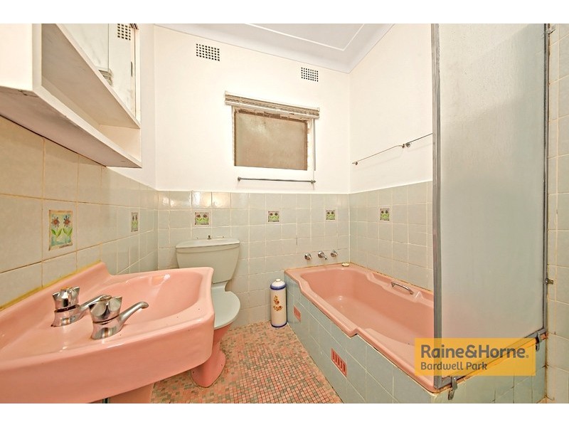 6/92 Leylands Parade, Belmore NSW 2192