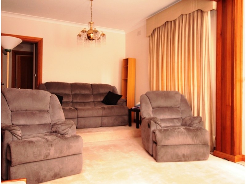 7 Sarsfield Circuit, Bexley North NSW 2207