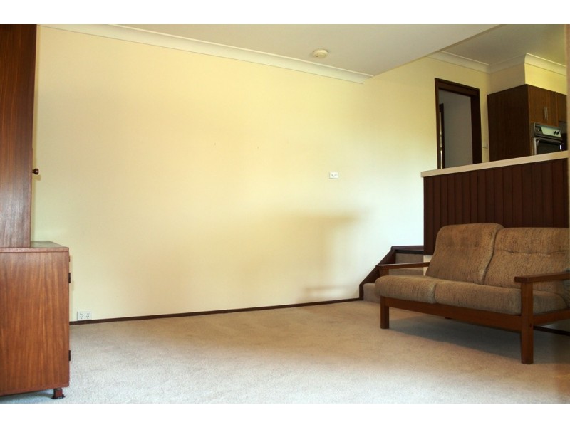 6 Hymen Street, Peakhurst NSW 2210