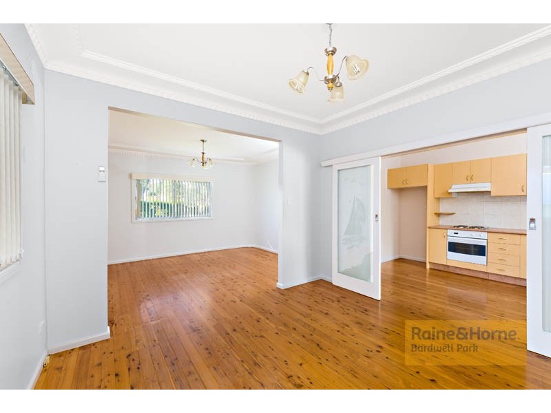 7 Hymen Street, Peakhurst NSW 2210