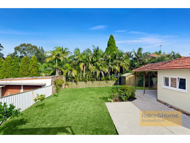 7 Hymen Street, Peakhurst NSW 2210
