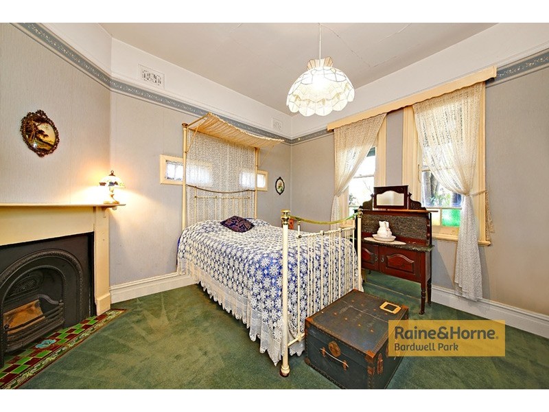 25 Loftus Street, Turrella NSW 2205