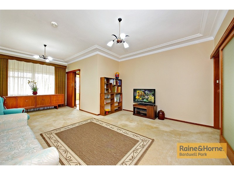 10 Edith Street, Bardwell Park NSW 2207