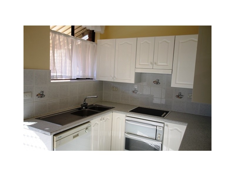 4/16 ALBERT STREET, Bexley NSW 2207