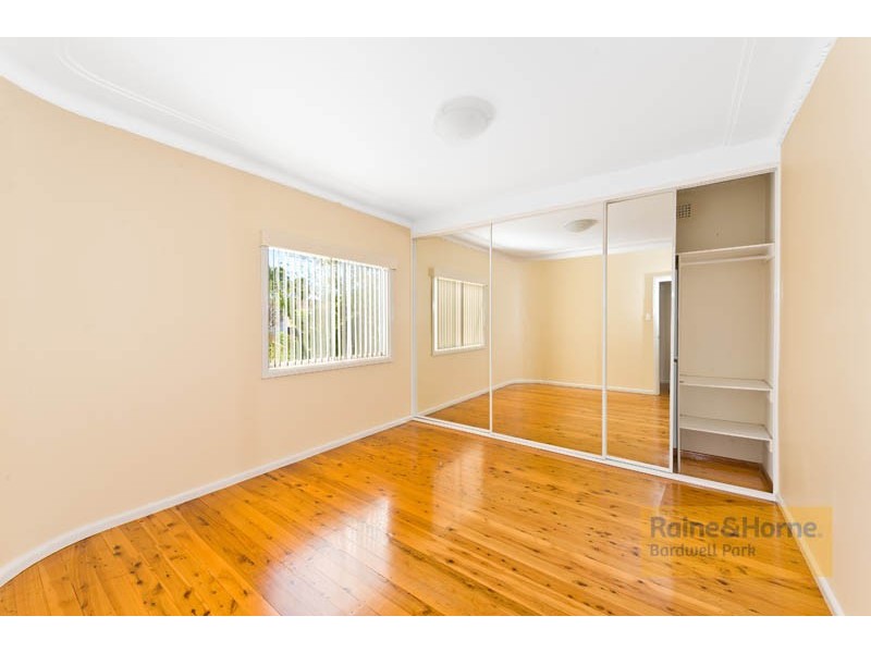 7 Hymen Street, Peakhurst NSW 2210