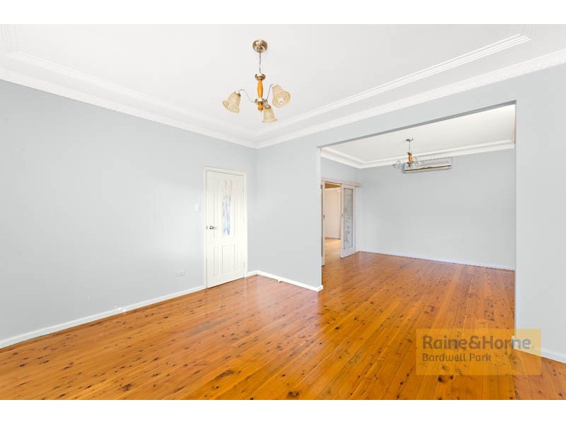 7 Hymen Street, Peakhurst NSW 2210