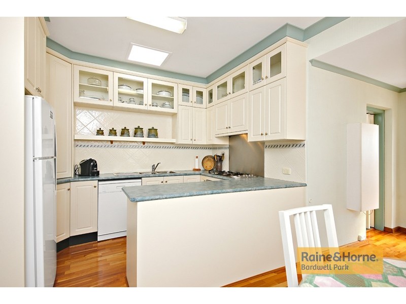 31 Lorraine Avenue, Bardwell Valley NSW 2207