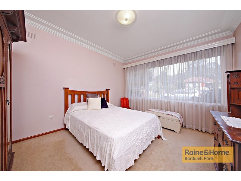 10 Edith Street, Bardwell Park NSW 2207