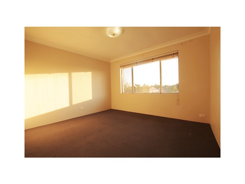 8/11 Denman Avenue, Wiley Park NSW 2195