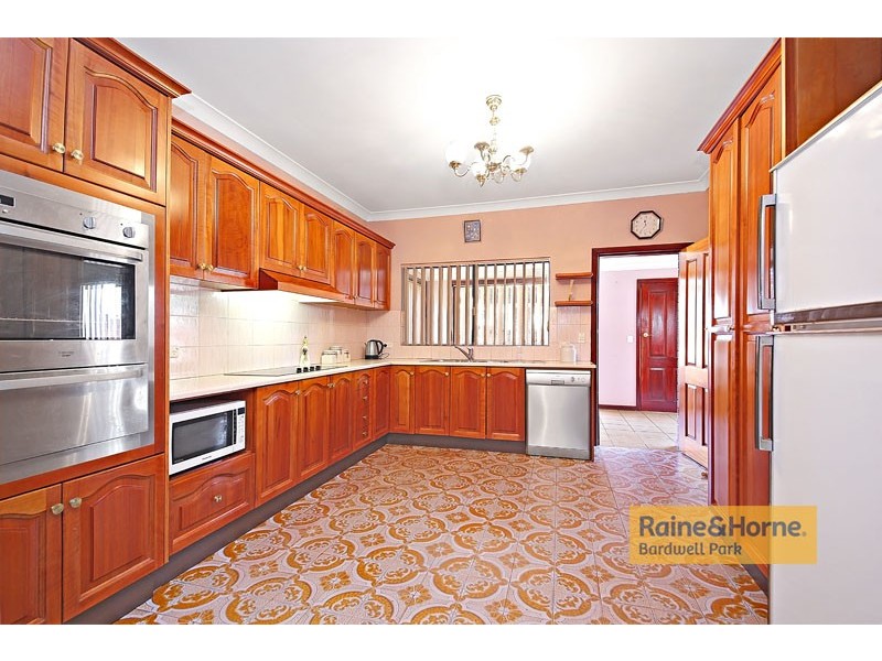 14 Rickard Street, Turrella NSW 2205