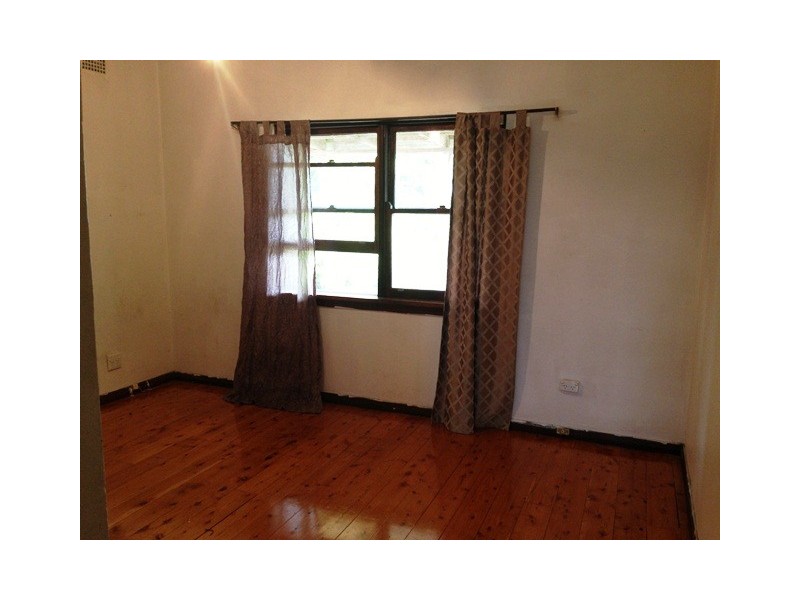 8 Royal Place, Bardwell Park NSW 2207