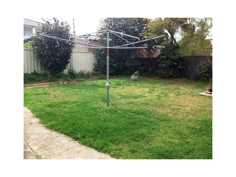 8 Royal Place, Bardwell Park NSW 2207