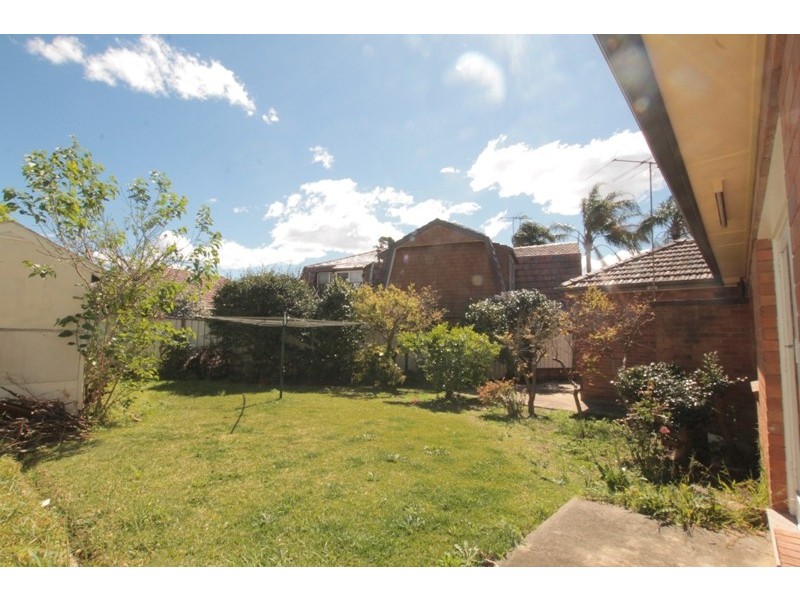 28 Cooloongatta Road, Beverly Hills NSW 2209