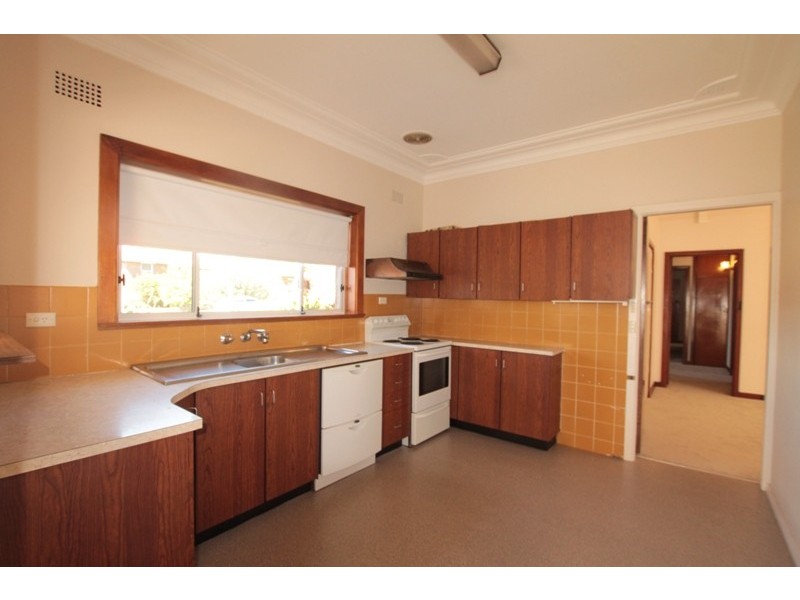 28 Cooloongatta Road, Beverly Hills NSW 2209