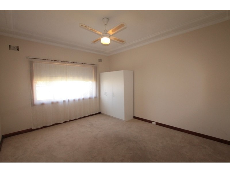 28 Cooloongatta Road, Beverly Hills NSW 2209