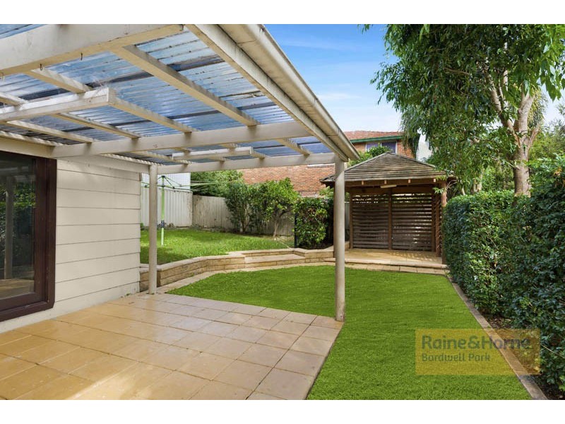 4 Hansen Avenue, Earlwood NSW 2206