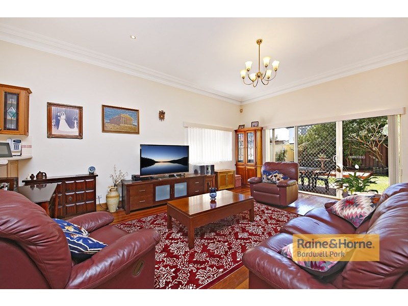 8 Broadford Street, Bexley NSW 2207