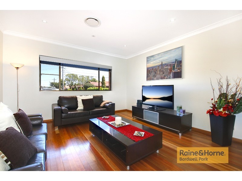 24 Wolli Street, Kingsgrove NSW 2208