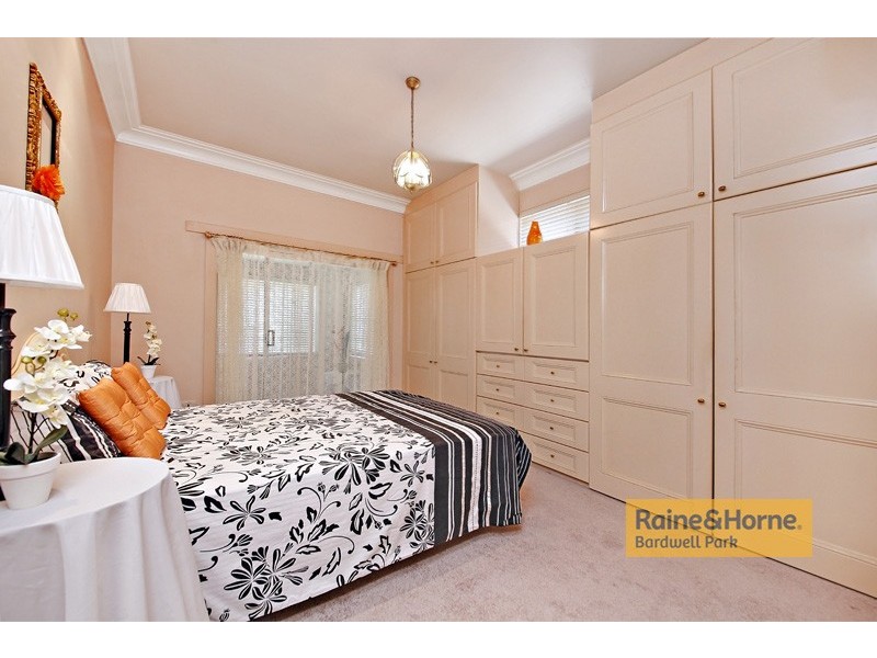 1 Coney Road, Earlwood NSW 2206