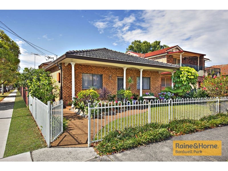 43 Eighth Avenue, Campsie NSW 2194