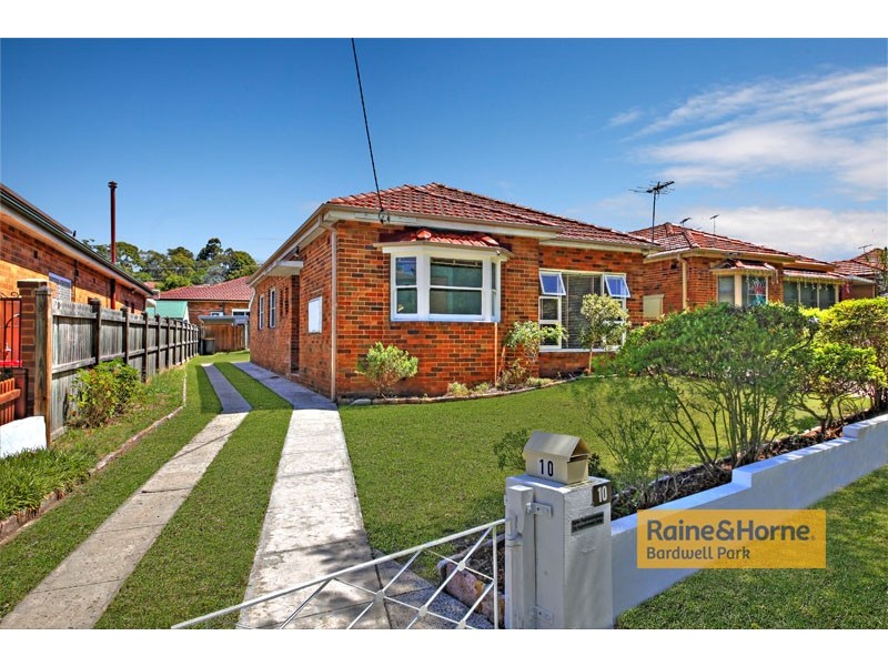 10 Powys Avenue, Bardwell Park NSW 2207