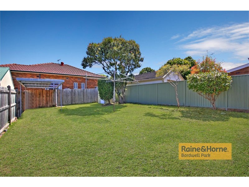 10 Powys Avenue, Bardwell Park NSW 2207