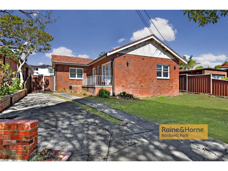 5 Lambert Road, Bardwell Park NSW 2207