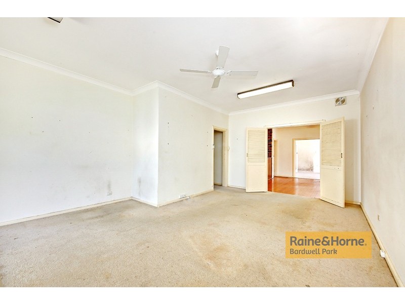 5 Lambert Road, Bardwell Park NSW 2207