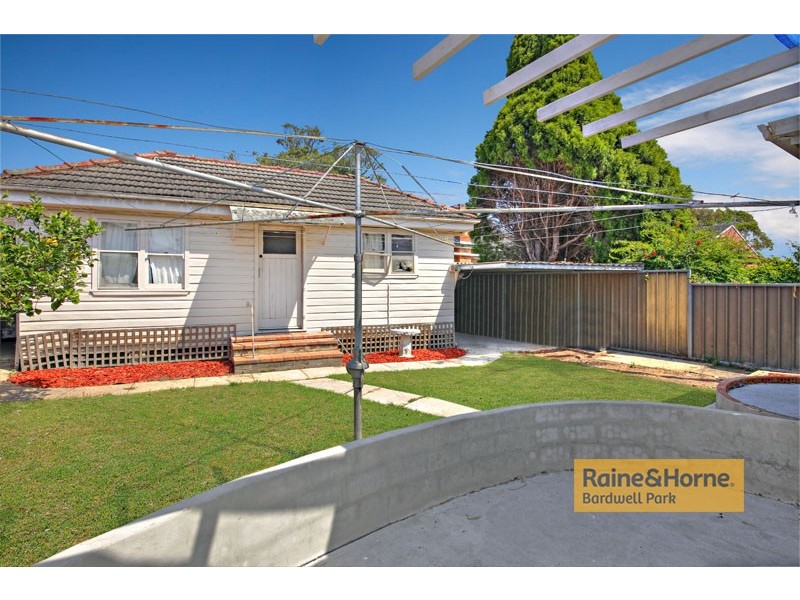 8 Crewe Street, Bardwell Park NSW 2207