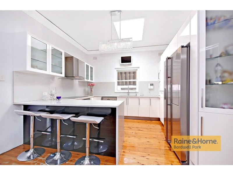 8 Crewe Street, Bardwell Park NSW 2207