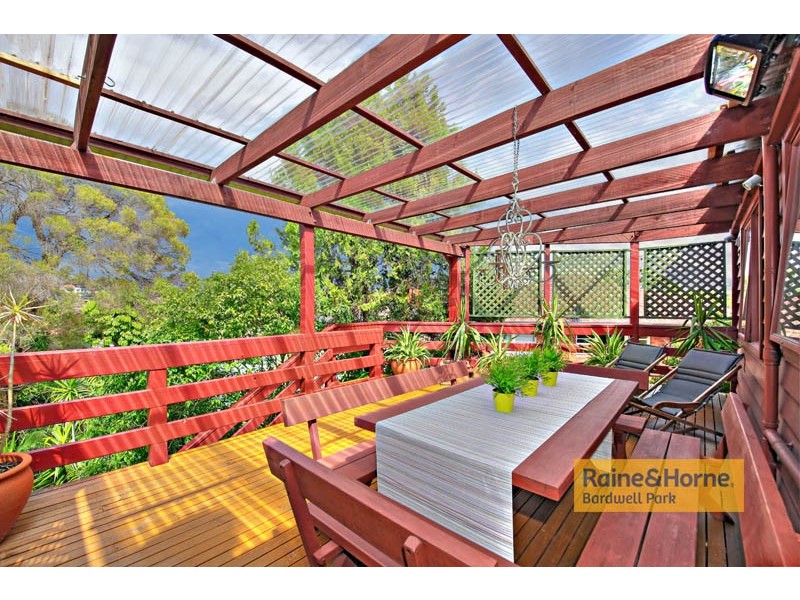 6 Wallenbeen Place, Bardwell Valley NSW 2207