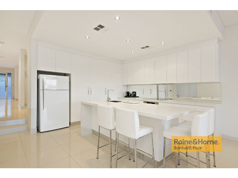 2A Richard Crescent, Bardwell Park NSW 2207