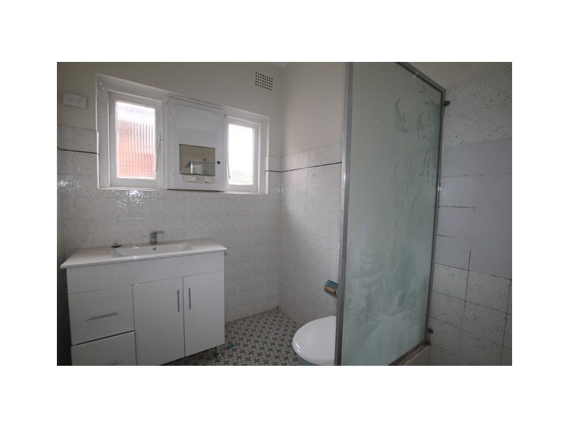 10 Earlwood Crescent, Bardwell Park NSW 2207