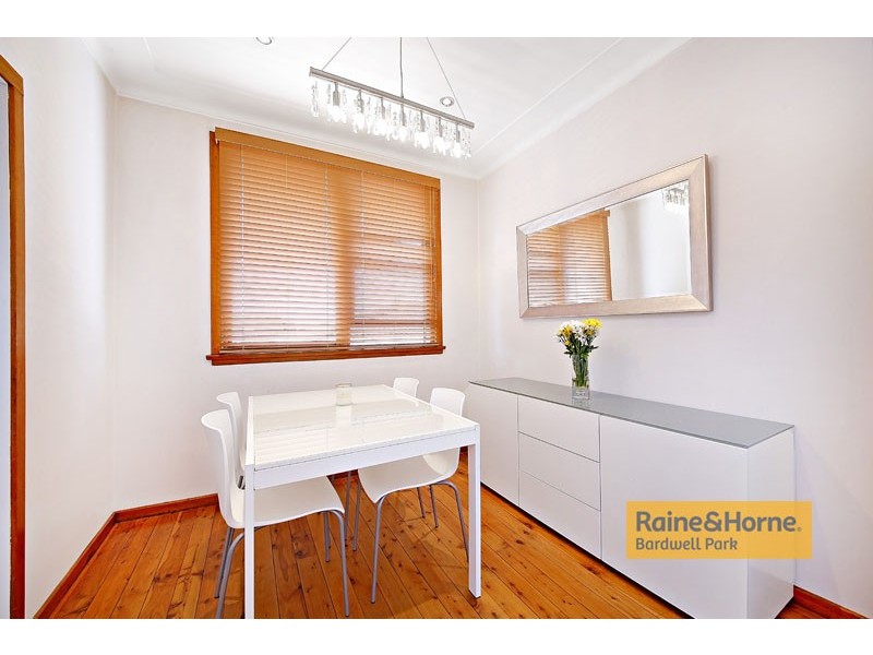 2/145 Queen Victoria Street, Bexley NSW 2207