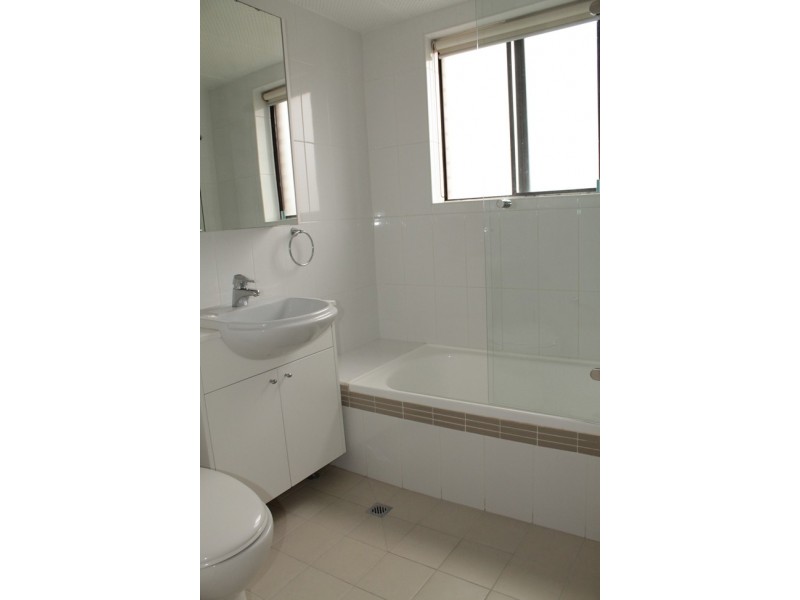 7/43 Chapel Street, Roselands NSW 2196