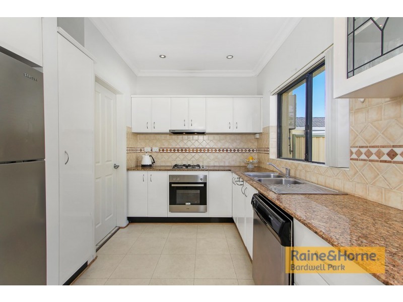 8 Harding Lane, Bexley NSW 2207