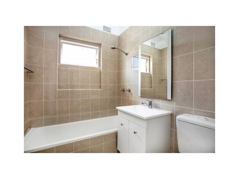 1/15 Caledonian Street, Bexley NSW 2207