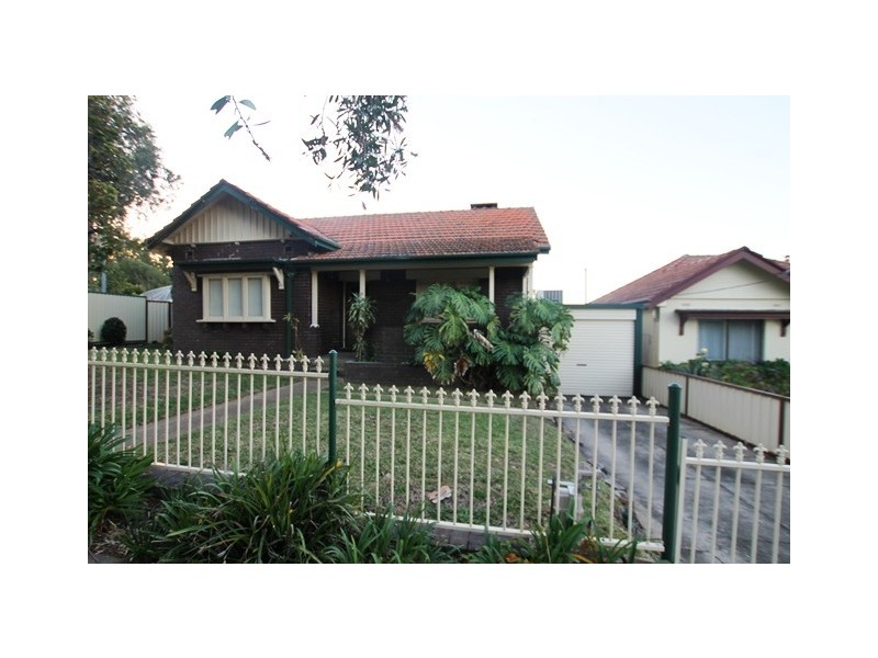 25 Forsyth Street, Kingsgrove NSW 2208