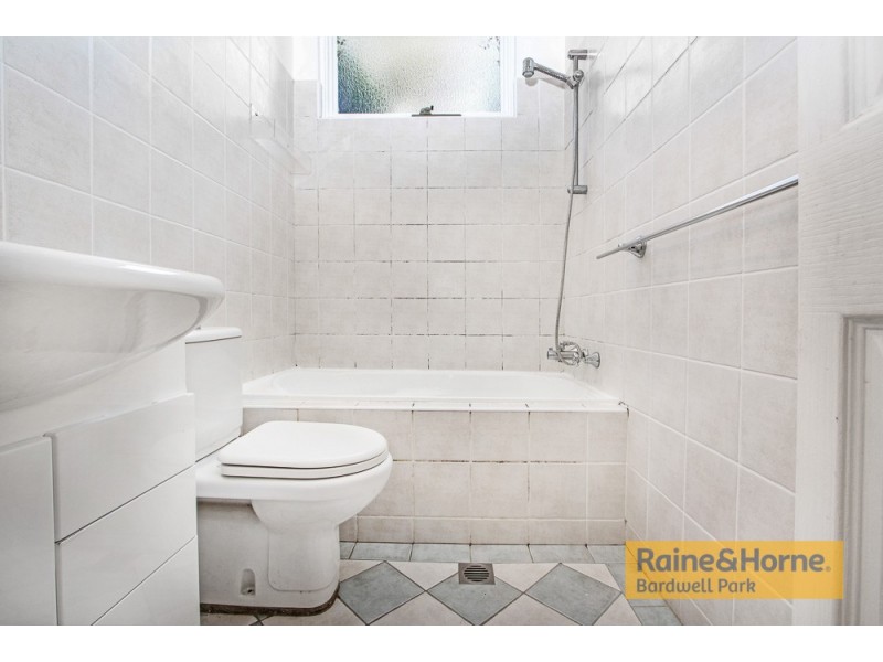 25 Forsyth Street, Kingsgrove NSW 2208