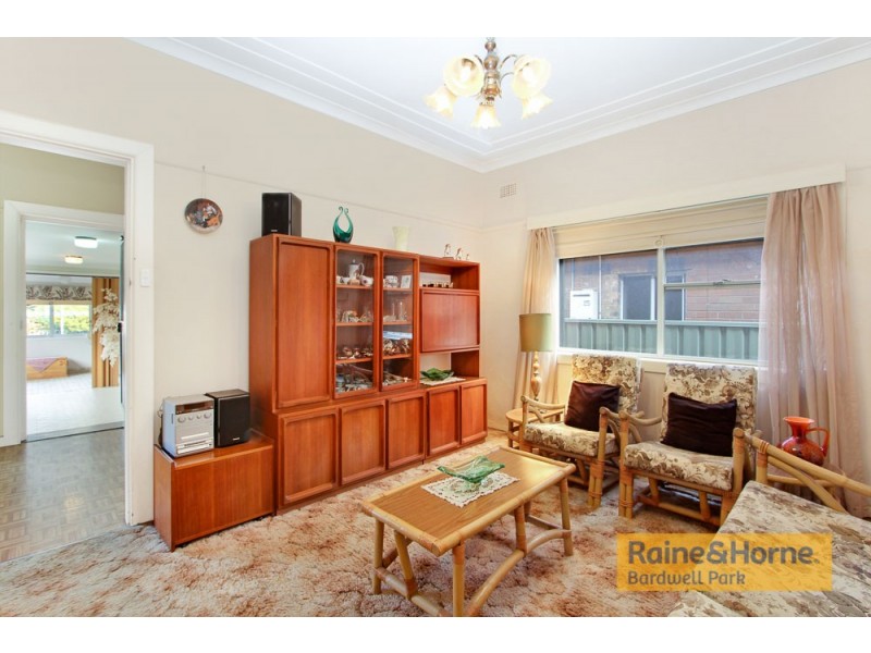 72 Wolli Avenue, Earlwood NSW 2206